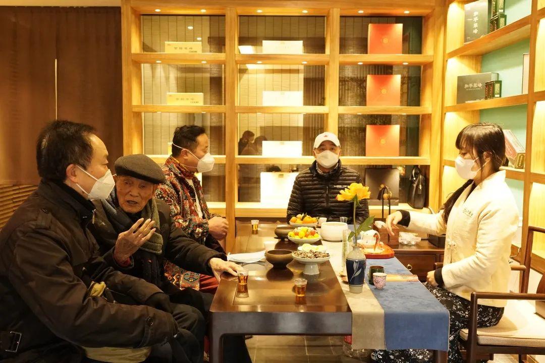 四路最新地址揭秘,小巷特色小店的独特魅力