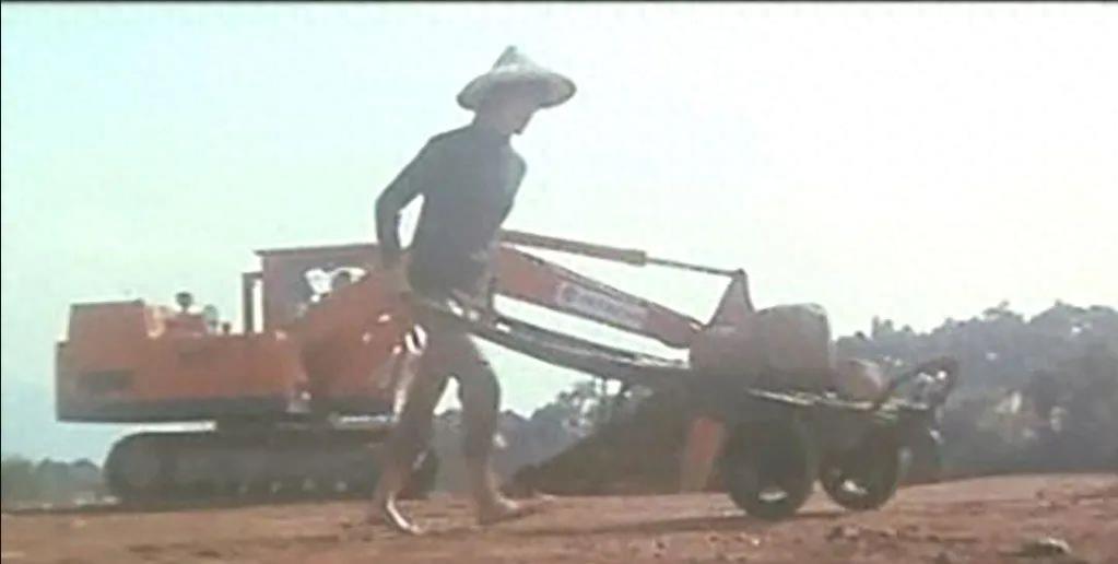 小巷奇遇中隐藏的特色小店,最新适合孩子观看的电影推荐