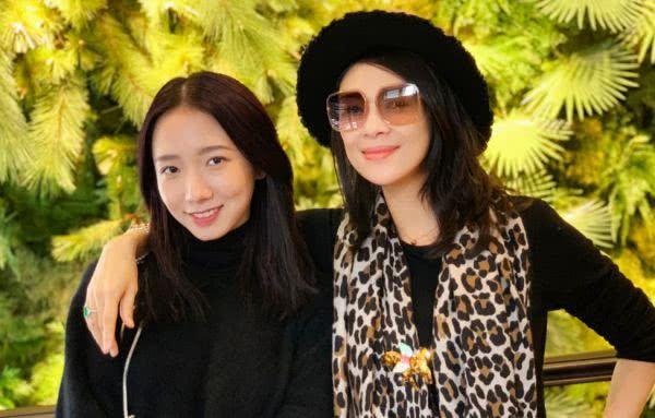 与明星聊天的详细步骤指南,从入门到精通的实用建议