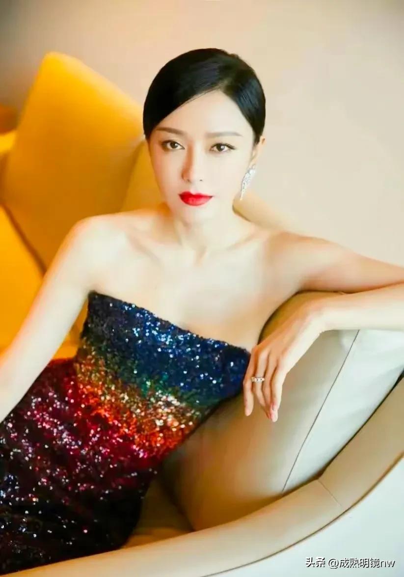 秦岚最新写真，时尚魅力与多维形象的完美展现