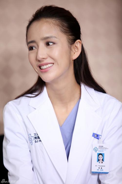 产科医生电视剧演员表深度解析，角色与演员完美匹配一览