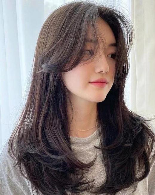 最新流行刘海发型大解密，时尚前沿潮流解析