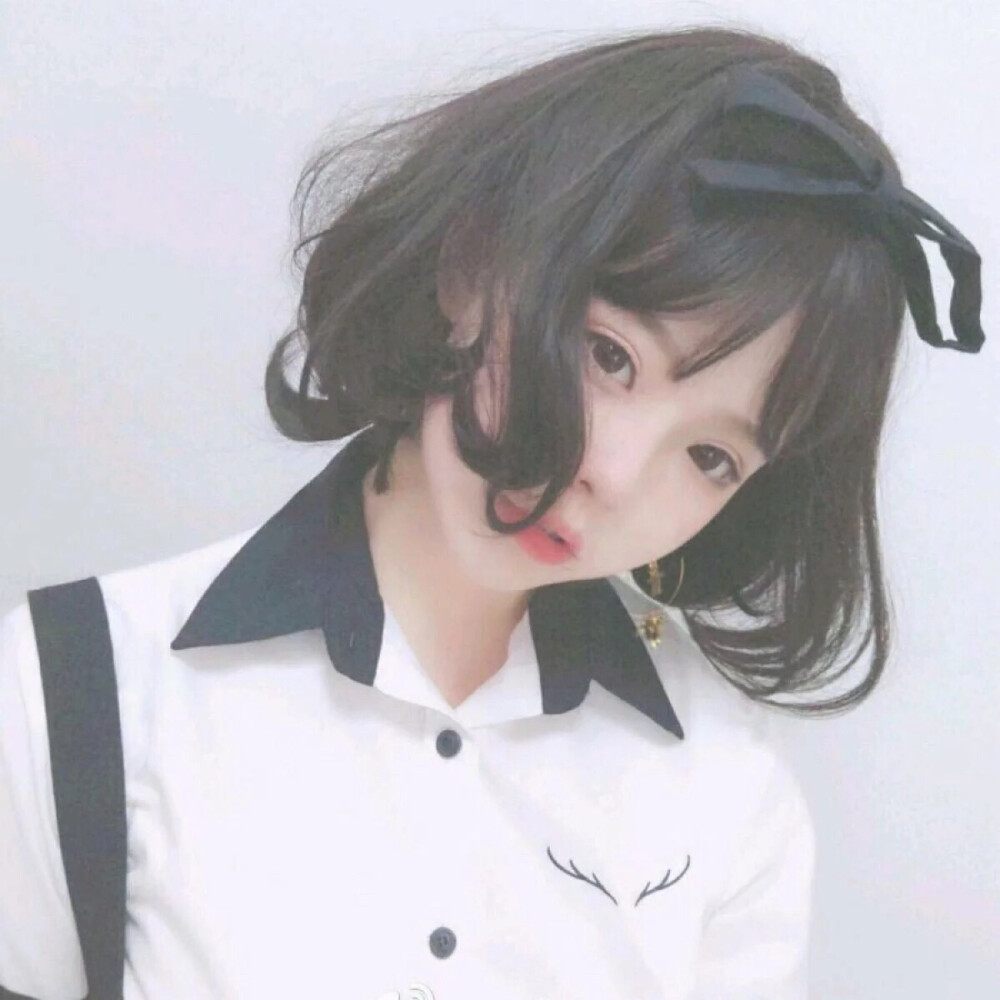 时尚与情感交融，2017年最新闺蜜头像女生款精选