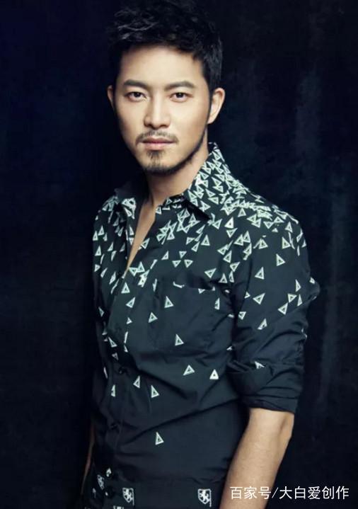 四十多岁男明星的魅力依旧不减,风采依旧光芒四射