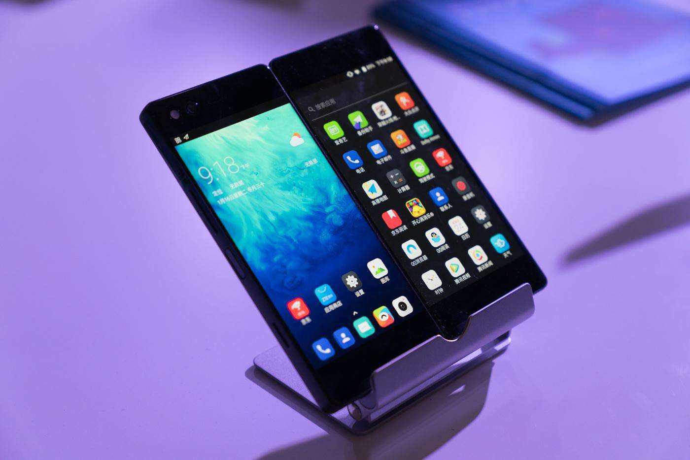 已上市软屏手机，革新视界，体验非凡！